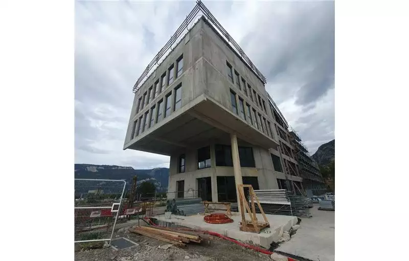 Achat de bureau de 465 m² à Grenoble - 38000