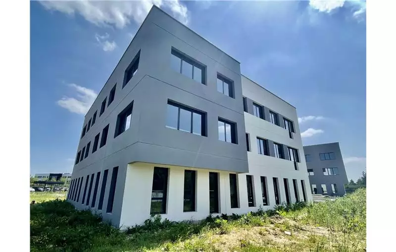 Bureau à acheter de 170 m² à Isneauville - 76230