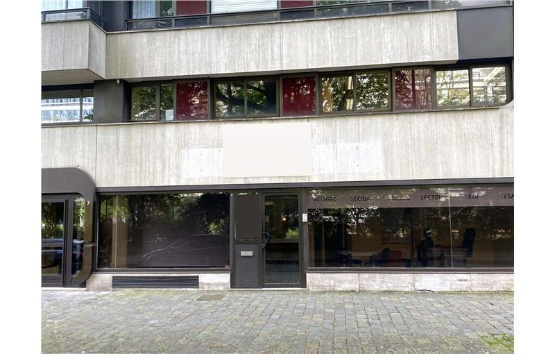 Bureau à acheter de 388 m² à Lille - 59000 photo - 1