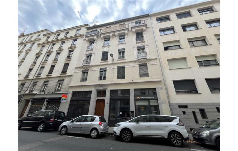Bureau à acheter de 75 m² à Lyon 6 - 69006 photo - 1