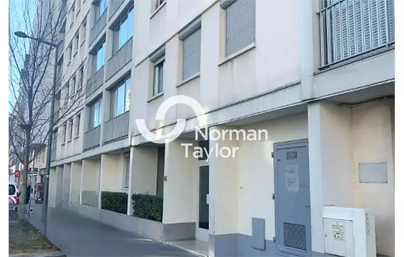 Bureau à acheter de 66 m² à Lyon 6 - 69006