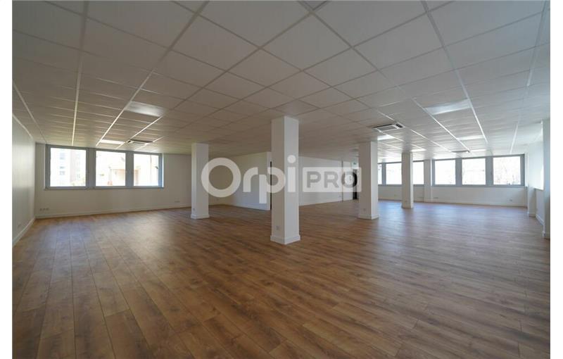 Bureau à vendre de 295 m² à Lyon 6 - 69006 photo - 1
