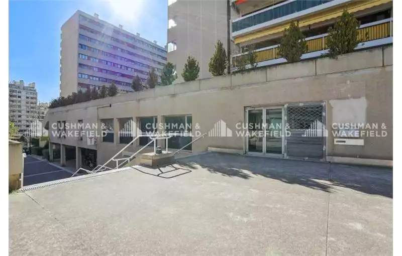 Bureau à acheter de 234 m² à Marseille 6 - 13006