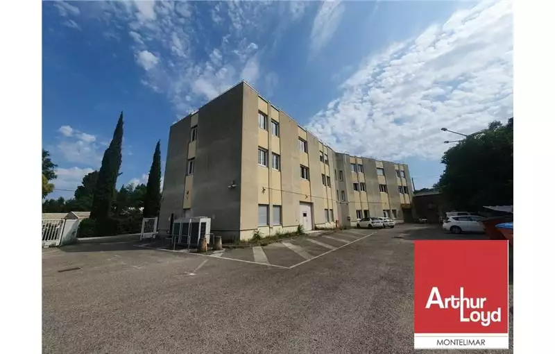 Bureau à acheter de 1600 m² à Montélimar - 26200