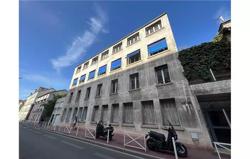 Bureau en vente de 137 m² à Montrouge - 92120