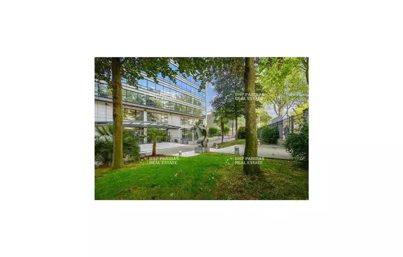 Bureau en vente de 269 m² à Montrouge - 92120