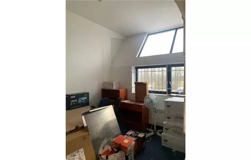 Vente de bureau de 17 m² à Morainvilliers - 78630