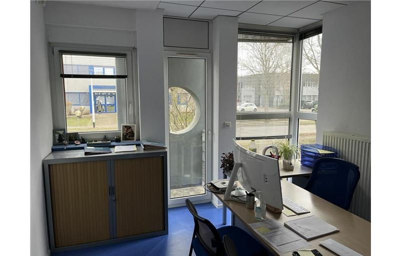 Vente de bureau de 323 m² à Mulhouse - 68100 photo - 1