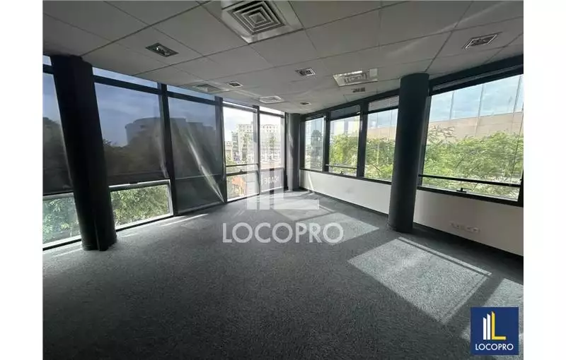 Achat de bureau de 420 m² à Nice - 06000