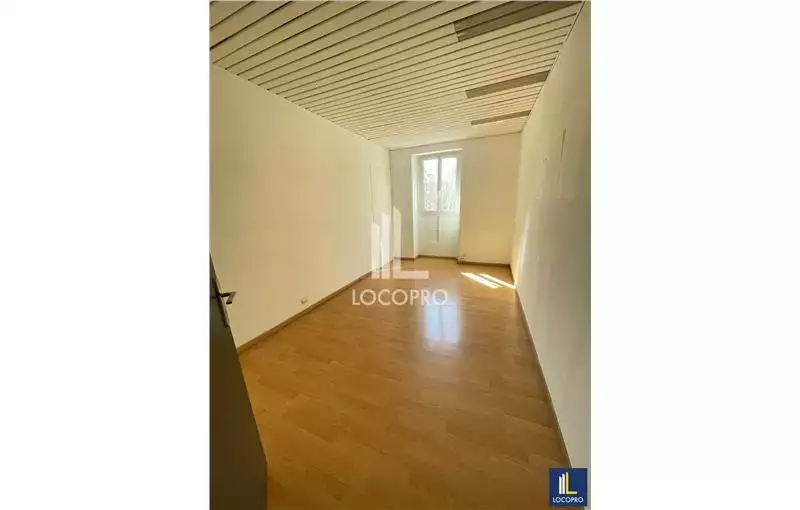 Bureau en vente de 84 m² à Nice - 06000
