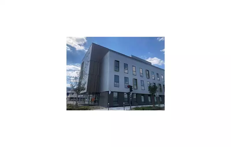 Bureau en vente de 178 m² à Orléans - 45000
