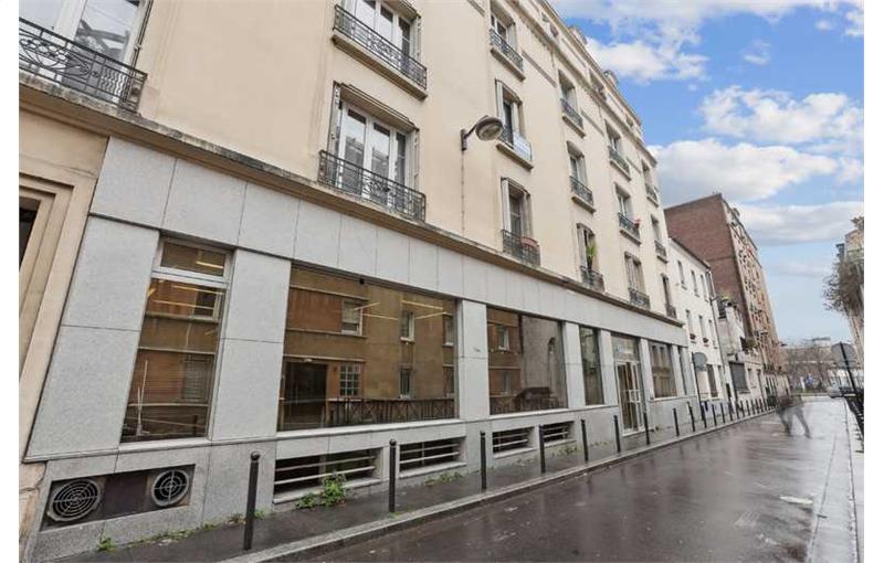 Vente de bureau de 458 m² à Paris 17 - 75017 photo - 1