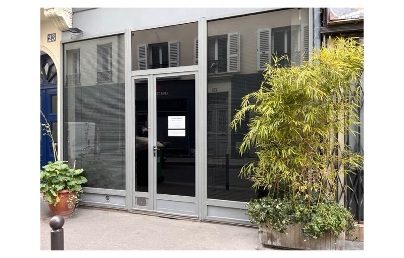Vente de bureau de 48 m² à Paris 17 - 75017 photo - 1