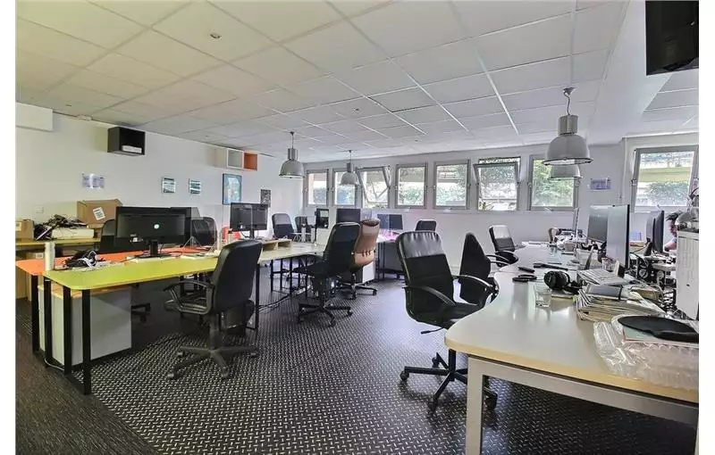 Vente de bureau de 213 m² à Paris 18 - 75018