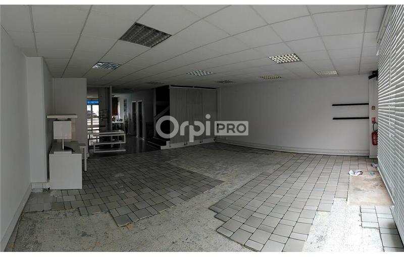 Bureau en vente de 250 m² à Pau - 64000 photo - 1