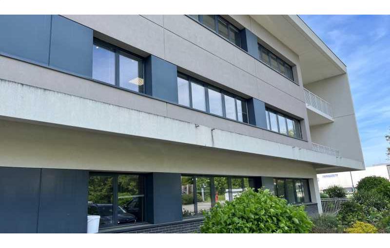 Bureau à vendre de 315 m² à Rennes - 35000 photo - 1
