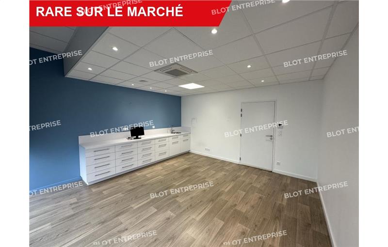 Bureau à vendre de 127 m² à Rennes - 35000 photo - 1