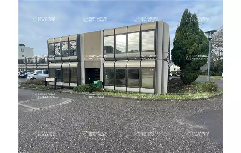 Bureau à vendre de 500 m² à Rennes - 35000