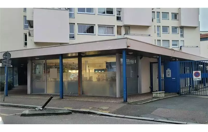 Bureau à acheter de 217 m² à Rouen - 76000