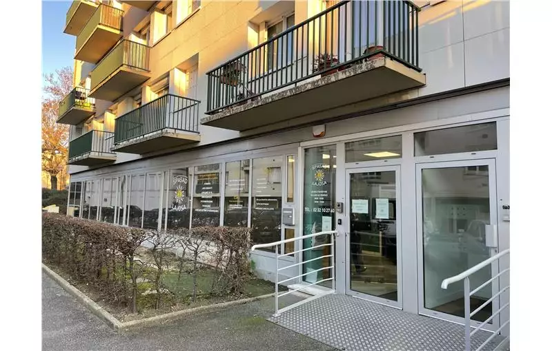Bureau à acheter de 163 m² à Rouen - 76000