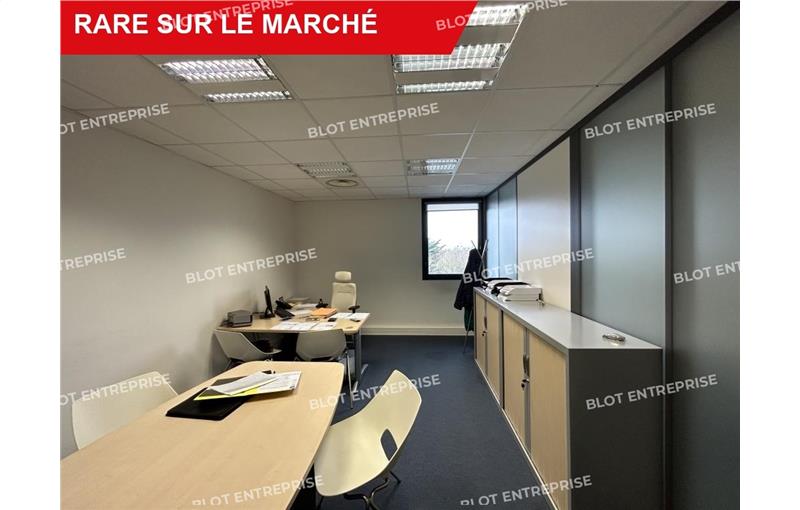 Vente de bureau de 55 m² à Saint-Herblain - 44800 photo - 1