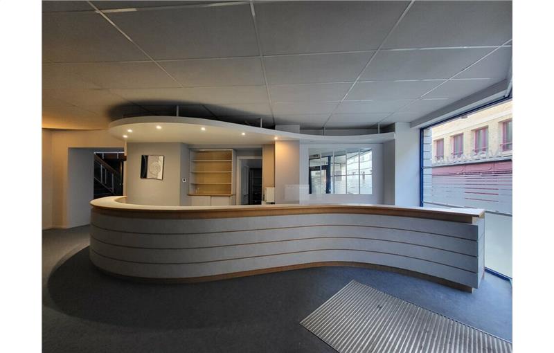 Achat de bureau de 300 m² à Saint-Omer - 62500 photo - 1