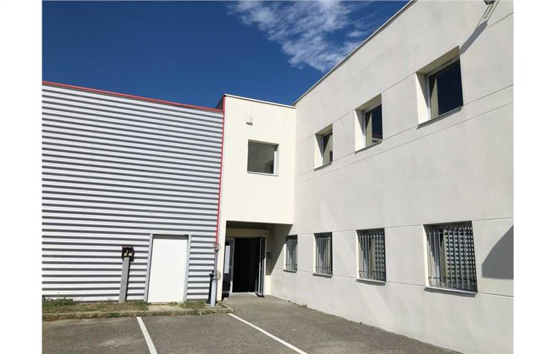 Vente de bureau de 471 m² à Saint-Priest - 69800 photo - 1