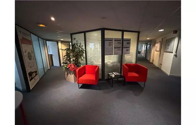 Vente de bureau de 380 m² à Suresnes - 92150