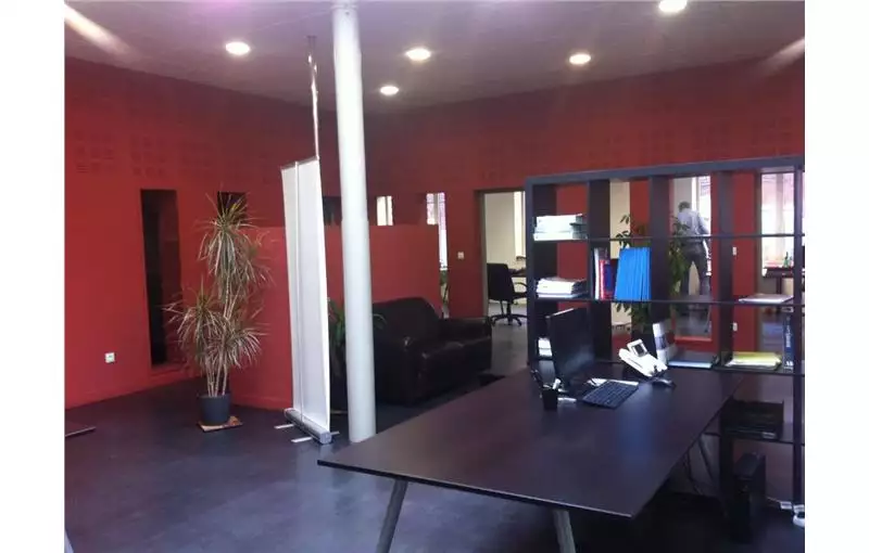 Vente de bureau de 228 m² à Tourcoing - 59200