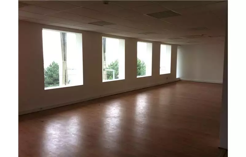 Achat de bureau de 800 m² à Tourcoing - 59200