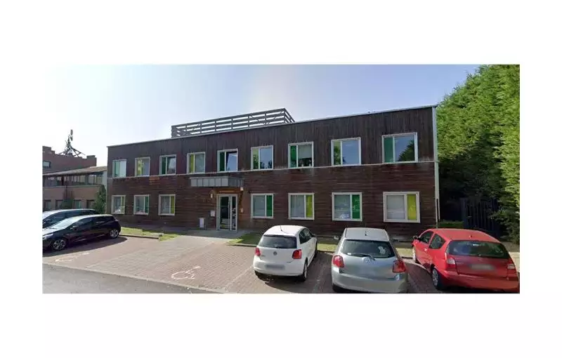 Bureau à acheter de 850 m² à Villeneuve-d'Ascq - 59491