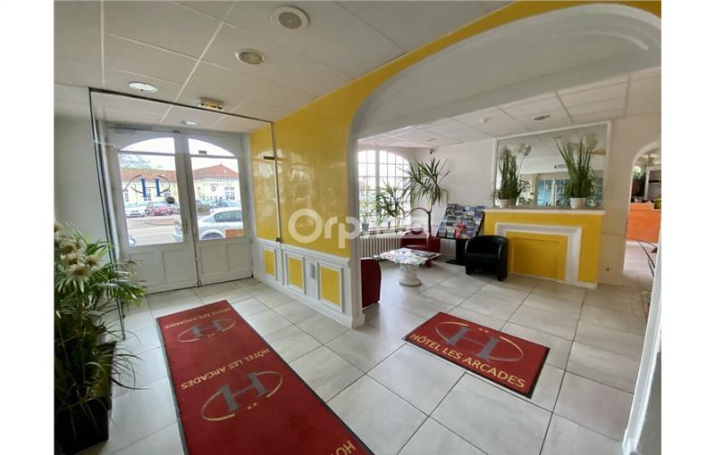 Fonds de commerce café hôtel restaurant à vendre à Autun - 71400 photo - 1