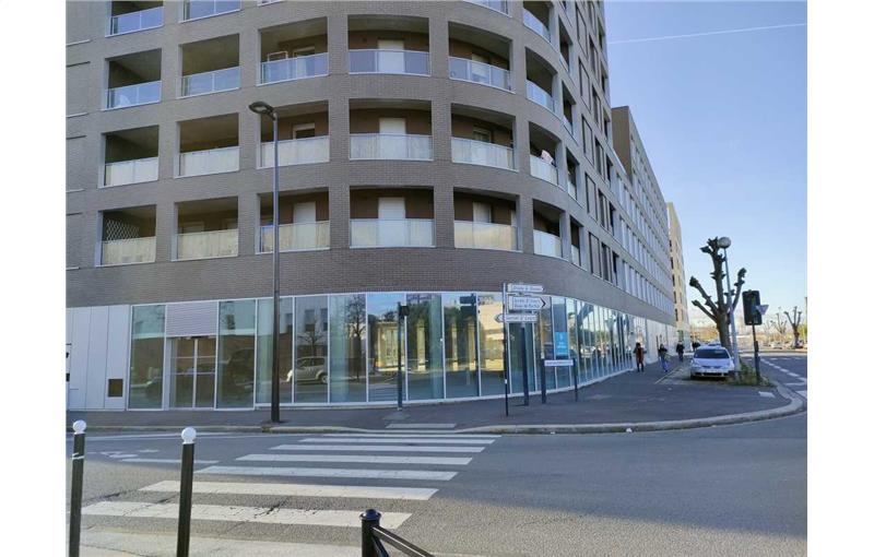 Local commercial à vendre de 856 m² à Bordeaux - 33000 photo - 1