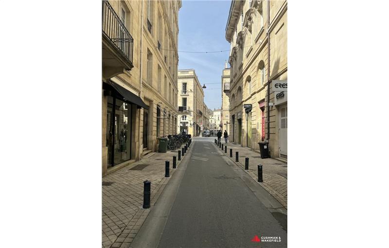 Achat de local commercial de 100 m² à Bordeaux - 33000 photo - 1