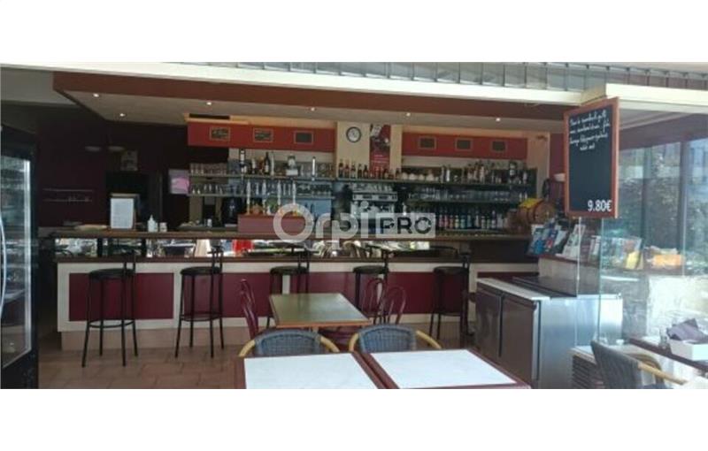 Fonds de commerce café hôtel restaurant à acheter à Gien - 45500 photo - 1