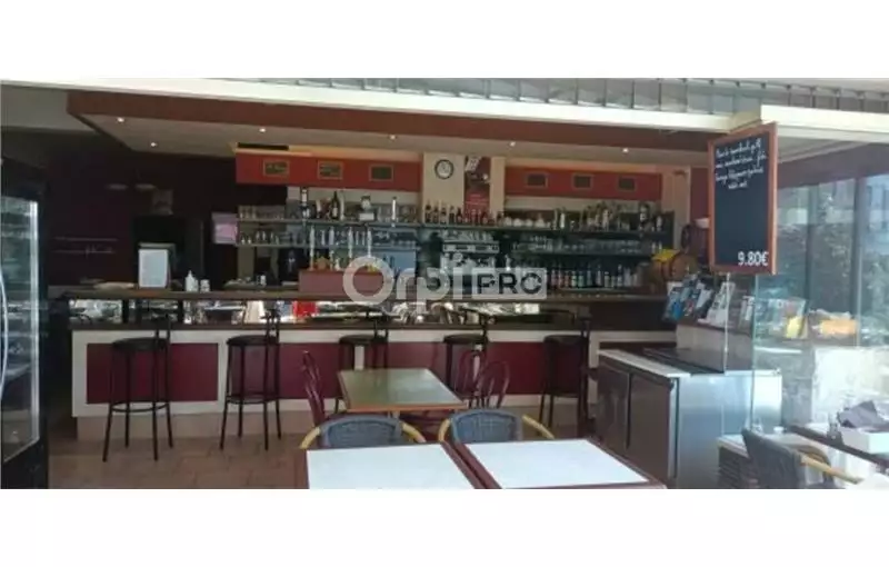 Fonds de commerce café hôtel restaurant à acheter à Gien - 45500