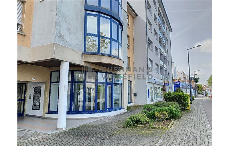 Local commercial à vendre de 106 m² à Illkirch-Graffenstaden - 67400 photo - 1