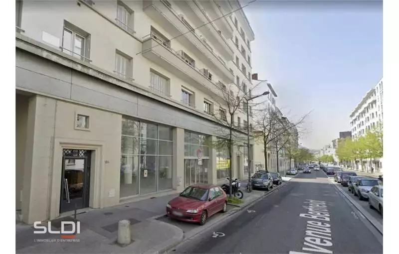 Vente de local commercial de 217 m² à Lyon 7 - 69007