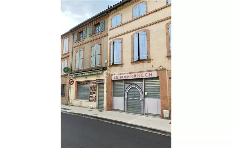Local commercial à acheter de 105 m² à Montauban - 82000
