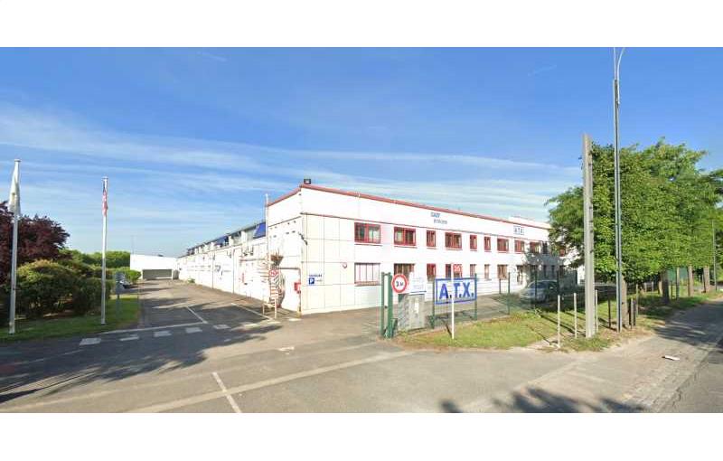 Entrepôt à acheter de 7 912 m² à Amiens - 80000 photo - 1