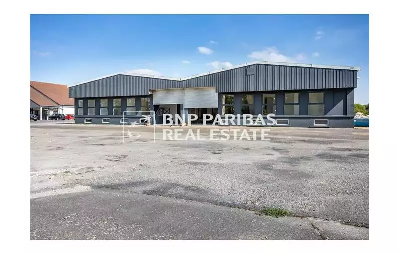 Entrepôt à acheter de 2672 m² à Angerville - 91670