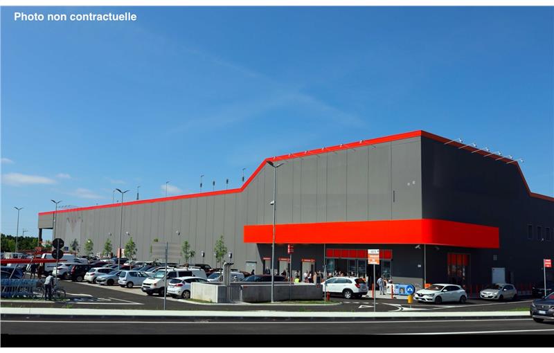 Entrepôt à acheter de 870 m² à Auneuil - 60390 photo - 1