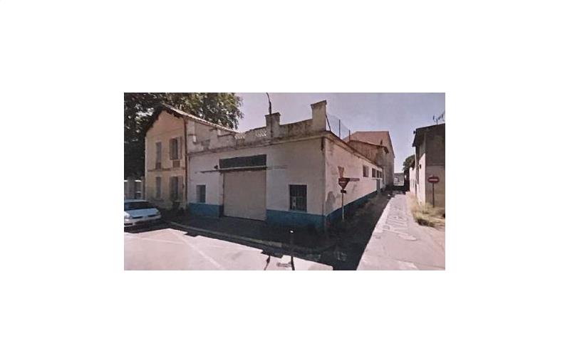 Entrepôt à acheter de 300 m² à Avignon - 84000 photo - 1