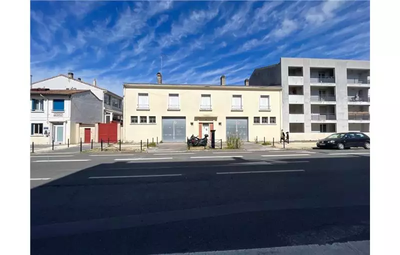 Entrepôt à vendre de 630 m² à Bordeaux - 33000