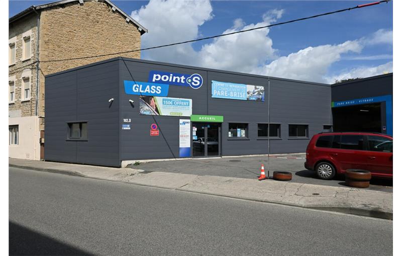 Vente d'entrepôt de 415 m² à Bourgoin-Jallieu - 38300 photo - 1