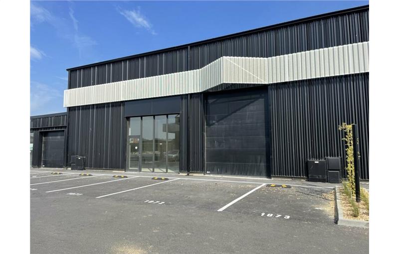Vente d'entrepôt de 581 m² à Caen - 14000 photo - 1