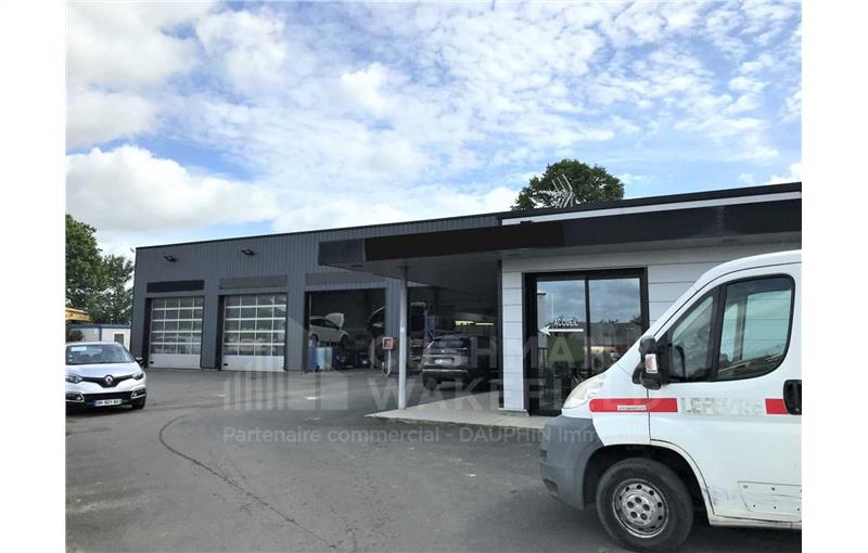 Entrepôt en vente de 850 m² à Chevaigné - 35250 photo - 1