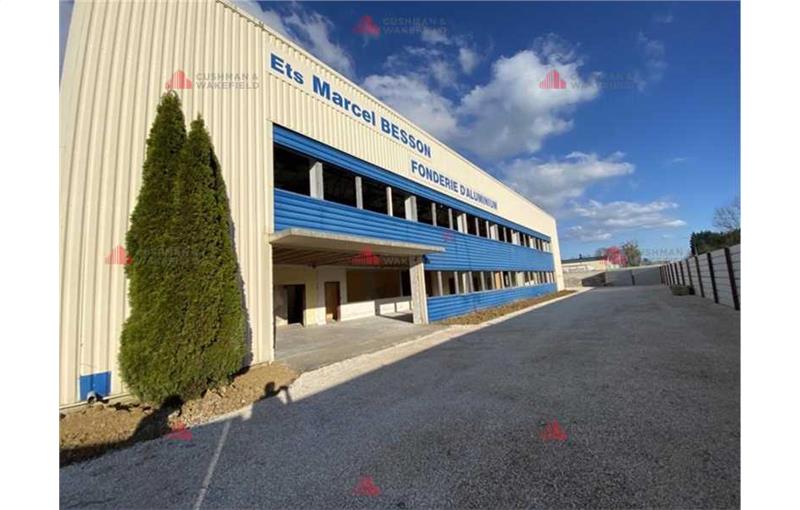 Entrepôt en vente de 3 113 m² à Chevigny-Saint-Sauveur - 21800 photo - 1