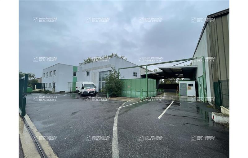 Achat d'entrepôt de 1 200 m² à Épône - 78680 photo - 1