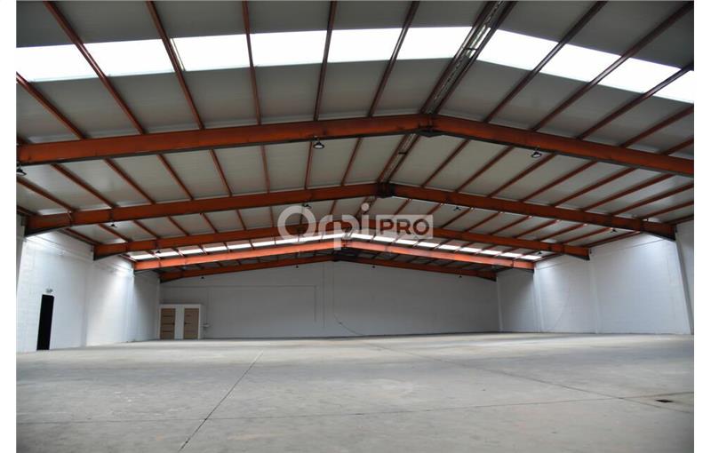Entrepôt en vente de 1 073 m² à Hagondange - 57300 photo - 1